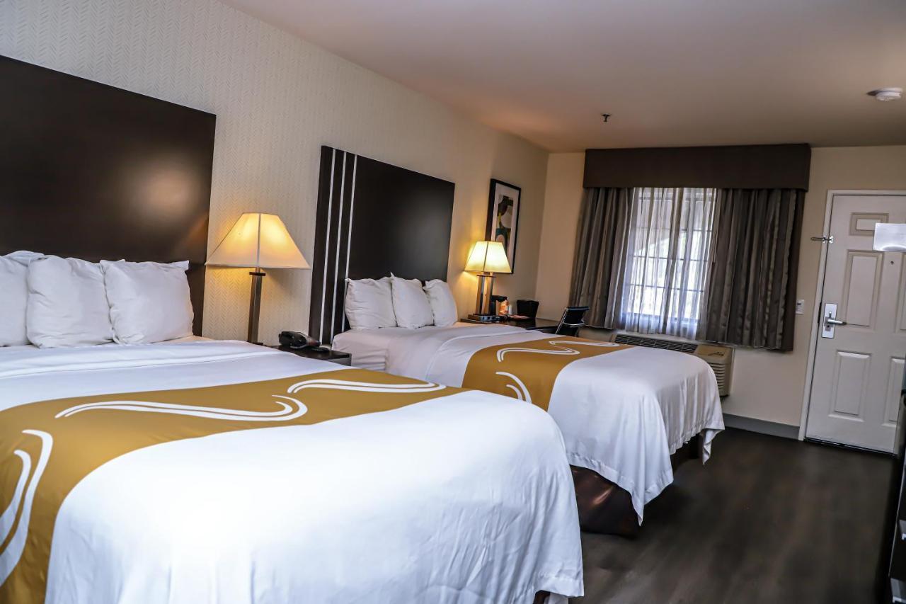 Quality Inn & Suites Camarillo-Oxnard Dış mekan fotoğraf