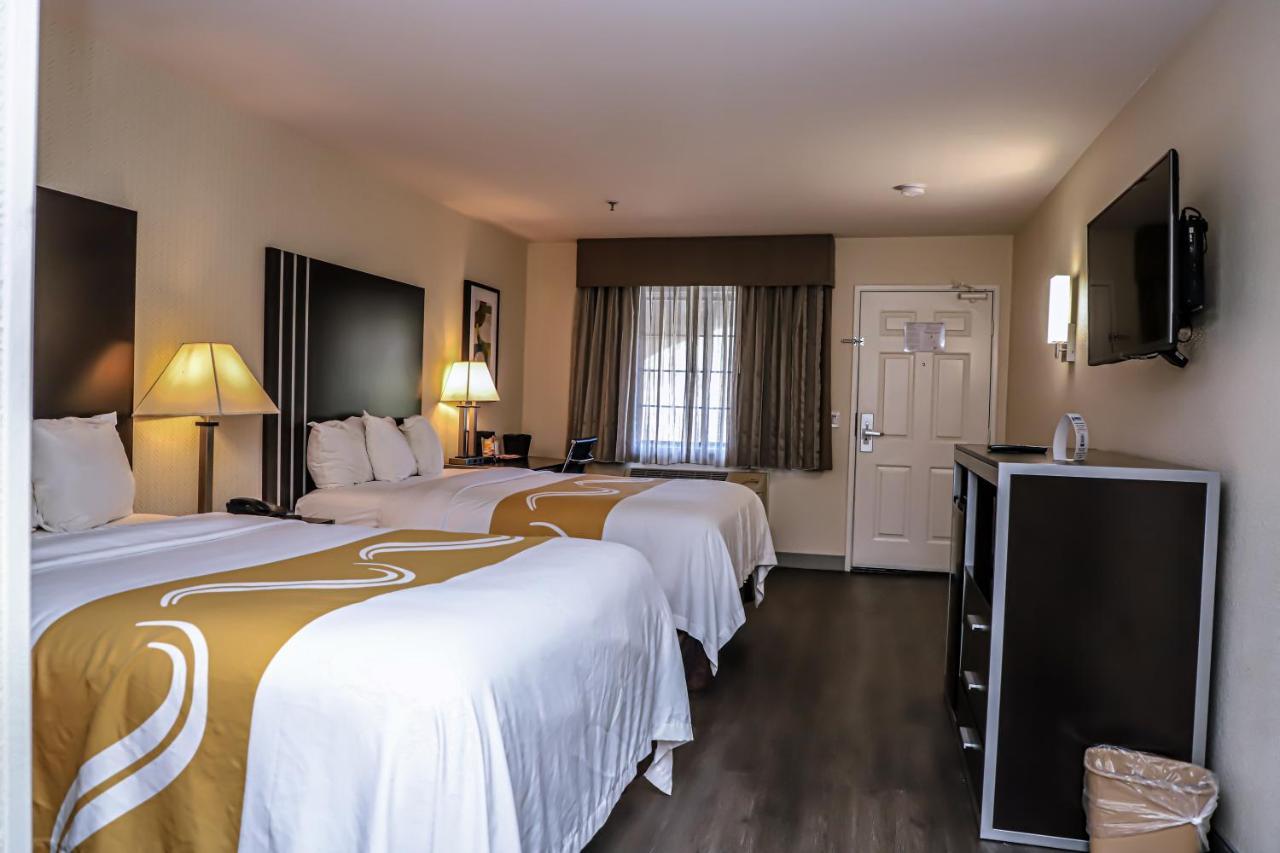 Quality Inn & Suites Camarillo-Oxnard Dış mekan fotoğraf
