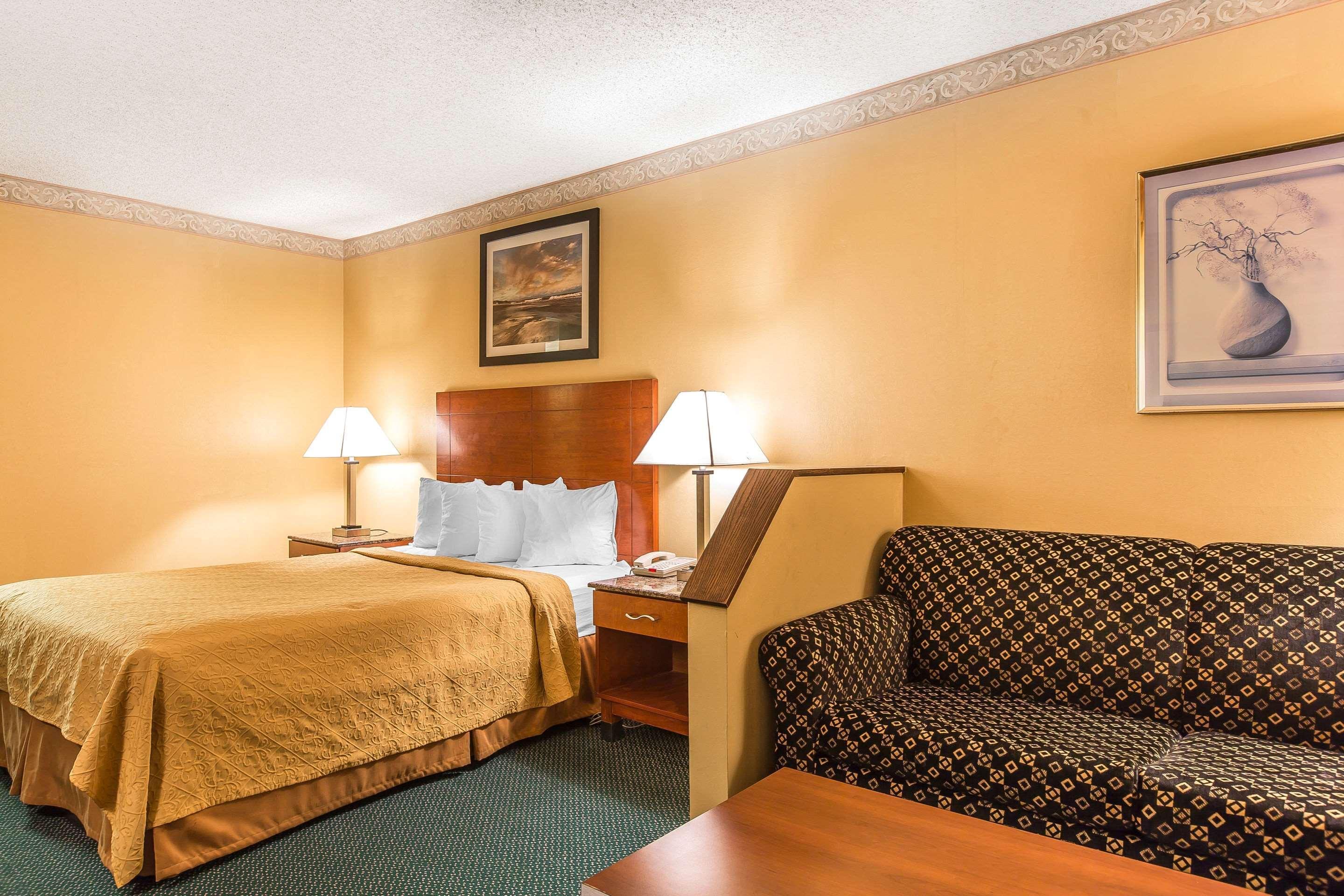 Quality Inn & Suites Camarillo-Oxnard Dış mekan fotoğraf