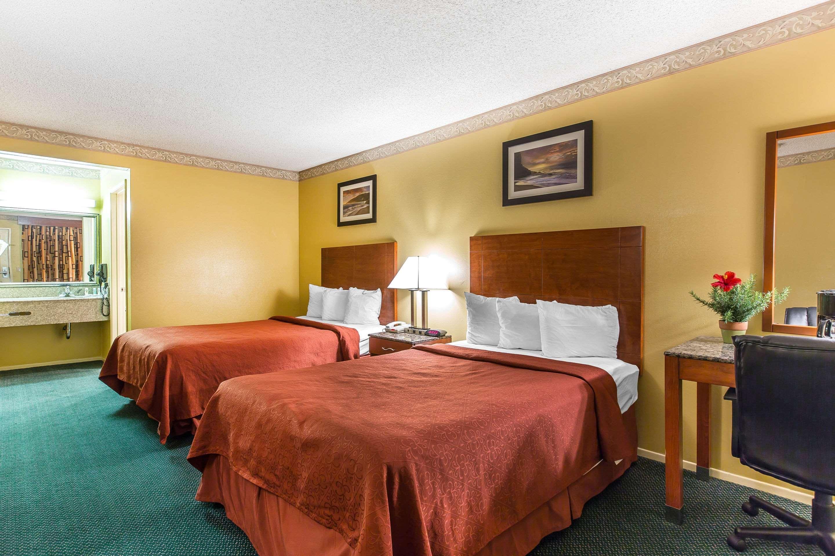 Quality Inn & Suites Camarillo-Oxnard Dış mekan fotoğraf