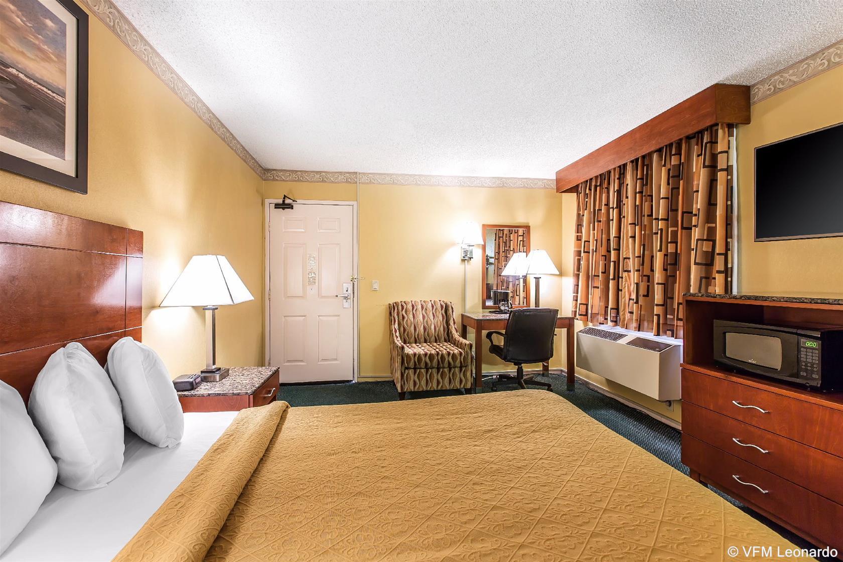 Quality Inn & Suites Camarillo-Oxnard Dış mekan fotoğraf