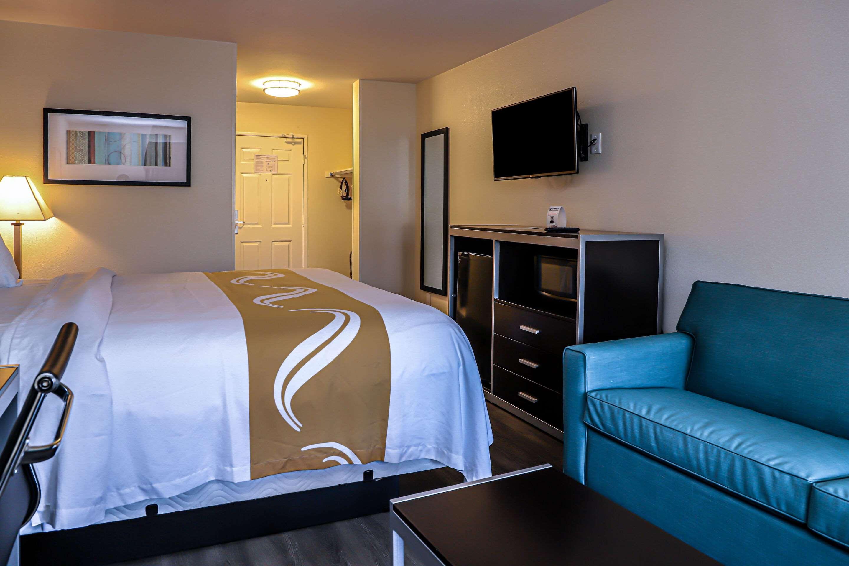 Quality Inn & Suites Camarillo-Oxnard Dış mekan fotoğraf