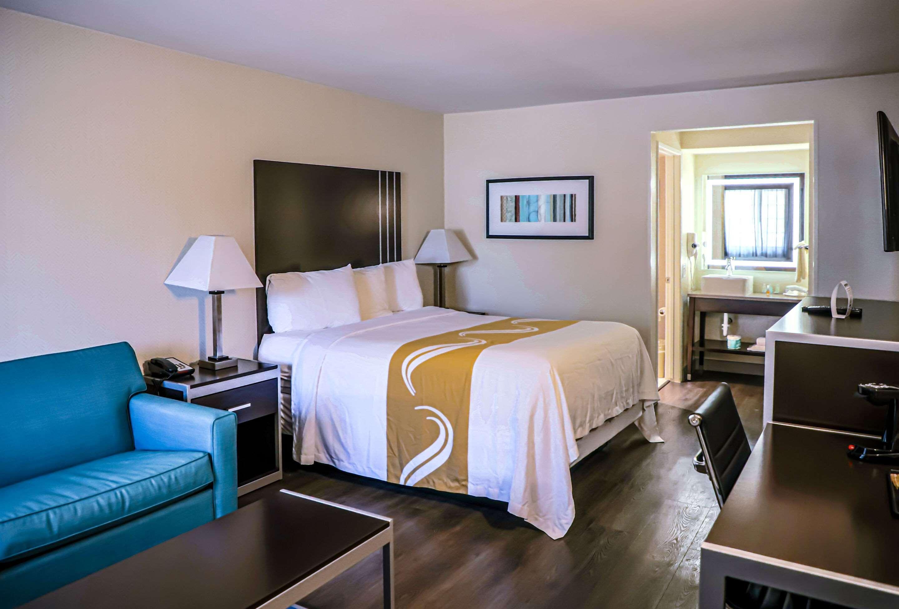Quality Inn & Suites Camarillo-Oxnard Dış mekan fotoğraf