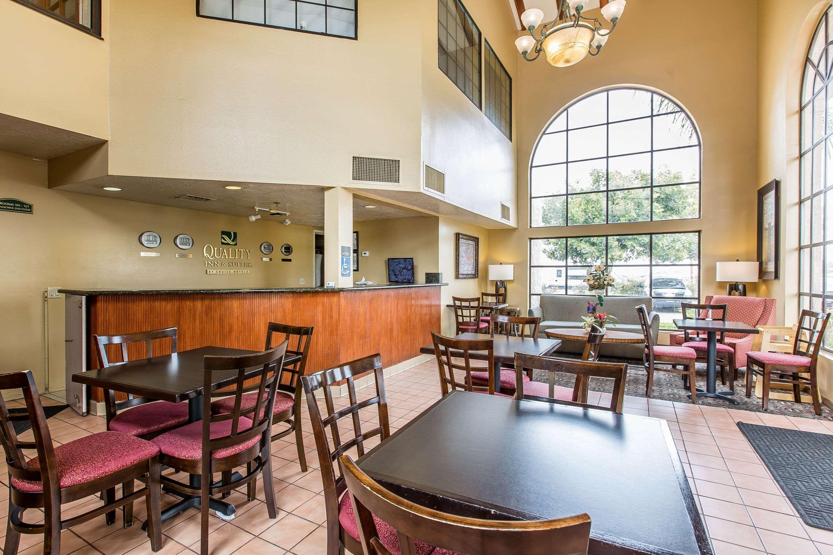 Quality Inn & Suites Camarillo-Oxnard Dış mekan fotoğraf