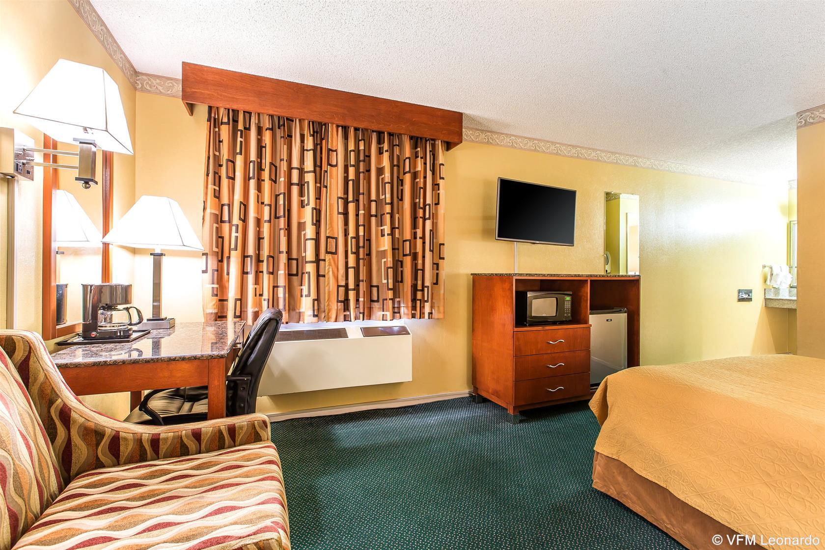 Quality Inn & Suites Camarillo-Oxnard Dış mekan fotoğraf