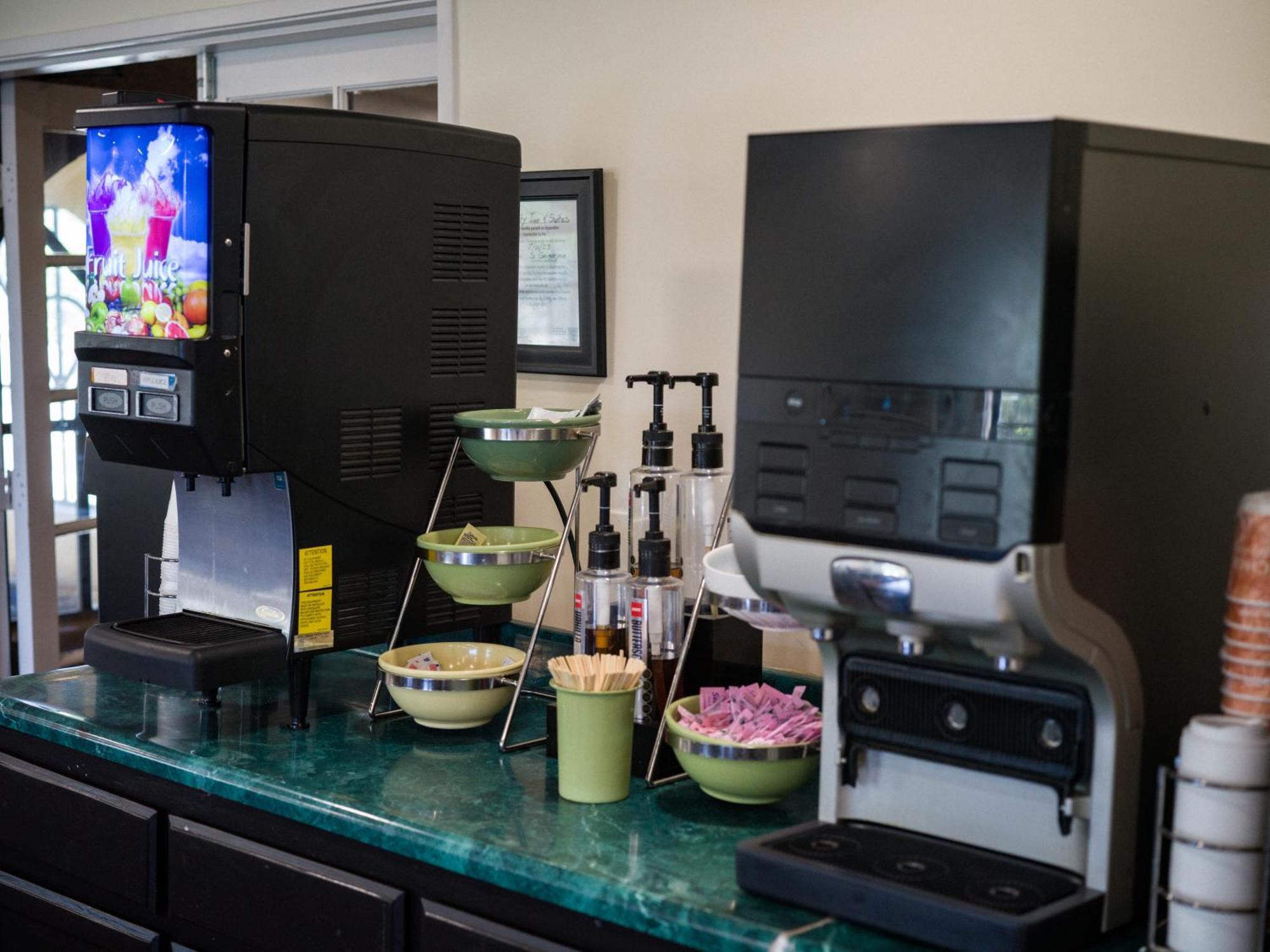 Quality Inn & Suites Camarillo-Oxnard Dış mekan fotoğraf