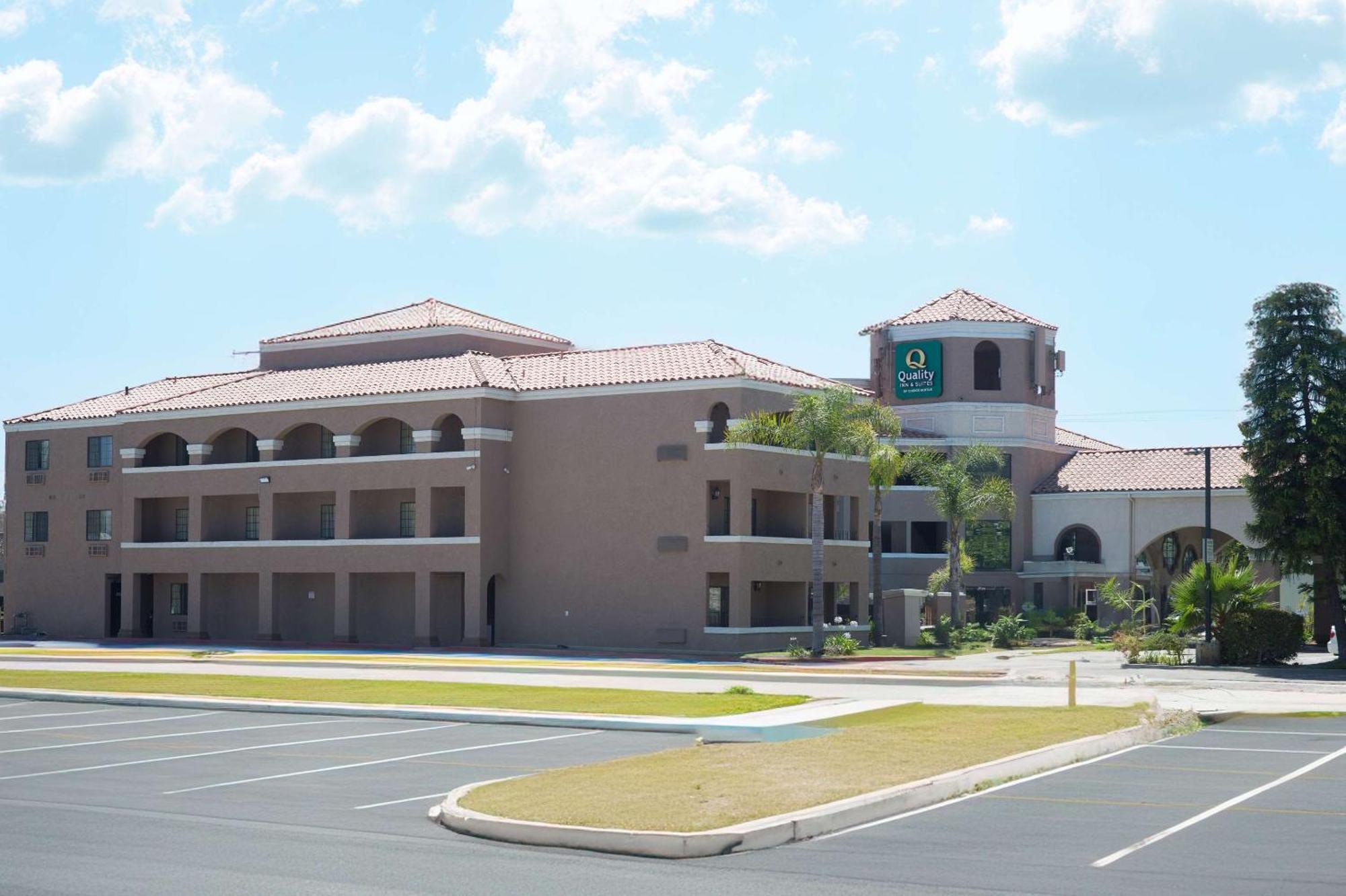 Quality Inn & Suites Camarillo-Oxnard Dış mekan fotoğraf